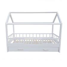 Flexa bett mit hinterer absturzsicherung flexa white. Hausbett Carlotta Mit Unterbett 90x200 Cm Abnehmbarer Rausfallschutz In Weiss Bett Ideen Hausbett Bett
