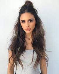 Best hairstyles for oval faces. Top 12 Long Hairstyles For Oval Faces In 2021
