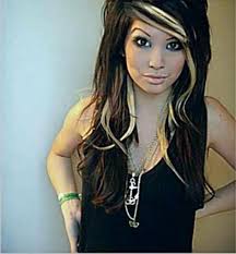 Red Black And Blond Hair Quality Hairstyles August 2010 Black Hair With Blonde Highlights Hair Styles Beauty