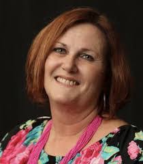 Dana Spinks's Instagram, Twitter & Facebook