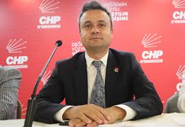 CHP'li Faruk Duha Erhan: Ekmek yere düştü, o ekmeği kaldırmak hepimizin  görevi!