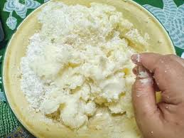 Hai semua.hari ni ariana nak share resepi kuih tradisional yang dikenal sebagai kuih boko ubi kayu ataupun juga dikenali. Resepi Getuk Ubi Kayu Goreng Kesukaan Semua Bentuk Comel Macam Bebola Kitpramenulis