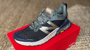 De ervaren rechter candela montes wordt overgeplaatste naar el hierro, het kleinste en meest afgelegen van de canarische eilanden. New Balance Fresh Foam Hierro V6 Review Techradar