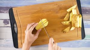Cut them into thin matchsticks for a golden, crispy result. 4 Ways To Cut Potatoes Into Fries Wikihow