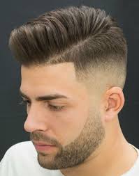 Nesse estilo de corte, a linha do degradê mais acentuado fica bem no meio da lateral da cabeça, entre a orelha e o topo. O Mestre Barbershop Barber Shop Curitiba Brazil Facebook 309 Photos