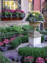 Lucy Williams Interior Design Blog My New York City Pad If Only I Had The Garden Urns Beautiful Gardens Front Yard Landscaping
