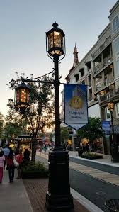 The Americana Glendale Glendale Los Angeles Broadway Shows