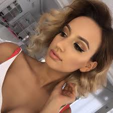 Agnesa Make-Up Artist