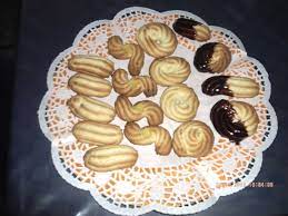 Si, potrete sostituire il burro con la margarina in pari in genere si usa il lievito per dolci se si vuole ottenere una pasta frolla con un'alveolatura. Biscotti Con Margarina