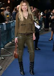 3,007 likes · 25 talking about this. Ellie Harrison Countryfile Host Speaks Out On Criticism And Ditching Social Media Celebrity News Showbiz Tv Express Co Uk