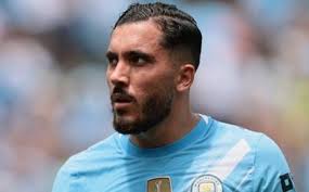 Neymar: PSG star confronted Man City fan who called him a 'diver' while  playing for Barcelona