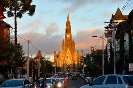 Fotos de quem esteve lá veja mais 347 fotos a apenas sete quilômetros de distância de gramado, a pequena canela não tem a badalação da ilustre vizinha, mas acolhe uma natureza intocada e repleta de belezas. Canela Acaba De Receber O Selo Internacional De Viagem Segura