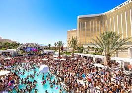They may have a smaller venue, but it is a party that should not be missed. 12 Best Las Vegas Pool Parties All You Need To Know