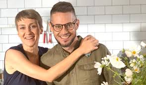 Przekonaj się, że to możliwe. Karolina I Maciej Szacillo W Nature Niektorych Osob Jest Wpisana Mniejsza Lub Wieksza Podatnosc Na Bezsennosc Oh Me Magazyn Dla Kobiet