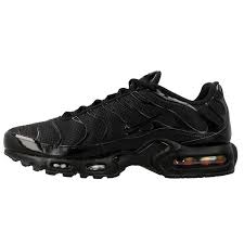.20 offres basket montante nike noir réparties dans 4 catégories telles que basket enfant, basket annonce chez sports loisirs. Nike Baskets Air Max Plus Homme Noir Noir Cdiscount Sport