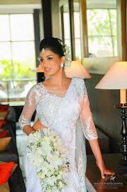 Sri Lankan Modern Kandyan Bride Saree Wedding Bride Bridal Lace