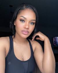 Tagged You in a Post I overlooked again and again in your Pic ! 😳 I can't  believe that you are so simple natural... good looking, in short you're  “Handsome" my dear