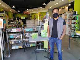 Chaque commerçant ou client est invité à suivre un certain nombre de mesures de protection sanitaire, garantes de notre santé. Elbeuf Le Magasin Cash Express A Garde Le Contact Avec Ses Clients Durant Le Confinement Le Journal D Elbeuf
