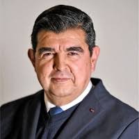 100+ "Lic. Serrano" profiles