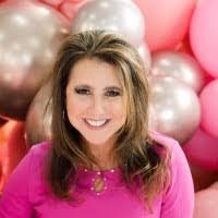 Christina Miner's Instagram, Twitter & Facebook