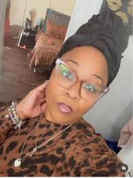 Dee Allen updated her profile picture.