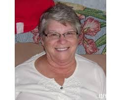 Lea Peters's Instagram, Twitter & Facebook