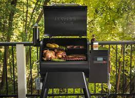 Wifire® technology lets you monitor and control your grill from anywhere using the traeger app, and the powerful d2 controller maintains precise temperatures for perfect results every time. Traeger Pro 575 Pelletgrill Bbq County