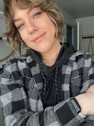 Haley Lytle's Instagram, Twitter & Facebook