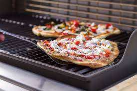 Homemade Pizza On The Grill Grilling Inspiration Homemade Pizza Grilled Pizza Meat Free Recipes