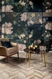 Solid steel table bases for sale at ohio woodlands. Coffee Table With Metal Base And Tray Shaped Marble Top Idfdesign