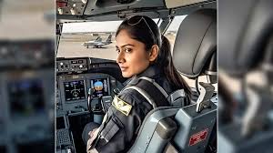 12वीं के बाद कैसे बन सकती हैं फाइटर पायलट? यहां जानें योग्यता से लेकर  सिलेक्शन प्रोसेस से जुड़ा सबकुछ | how to become fighter pilot in air force  know qualification and ...