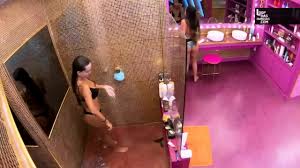 Thais Braz - Banho - BBB 21