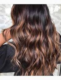 10 coupes et coiffures tendance en 2020. Tendance Coloration 2020 Les Plus Belles Coiffures Balayage Caramel Pour Tout Type Et Longu Cheveux Bruns Cheveux Magnifiques Cheveux Bruns Longs
