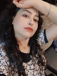 I am in a childishly happy and carefree state of mind ✌🏻🙃 . . . #dayout  #love #photography #fun #summerhousedelhi #cafedelhi #instagood  #delhidayout #photooftheday #instagram #delhigram #friends #explore #summer  #friendsforlife #adventure #instadaily #