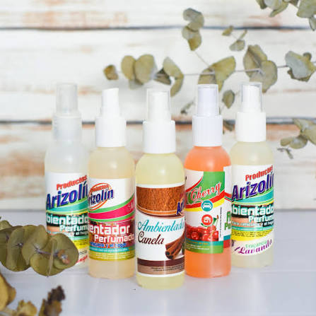 Con #arizolínrd , cada lugar tiene su propio aroma. Ambientadores diseñados para refrescar tu hogar y tu coche con fragancias irresistibles. Adquiérelo en todas nuestras sucursales a nivel nacional 🇩🇴 #industriaarizolín # Ambientador #