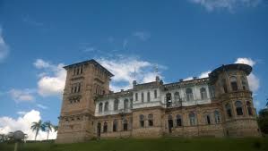 The smith family believes supporting a child's education is the best way to help break the poverty cycle. Kellie S Castle Wikiwand