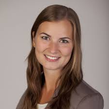 Simone Block's Instagram, Twitter & Facebook