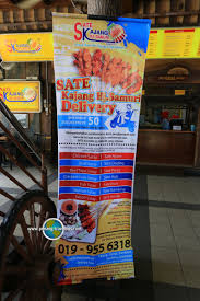 Sate kajang hj samuri bakar sate super gila 10.000 cucuk sate dalam masa 3 jm habis di bakar mp3 kuliner sate kajang hj samuri iffen convencen centere (kualalumpur) mp3 duration 6:42 size nota razak chik: Sate Kajang Haji Samurai Delivery Service