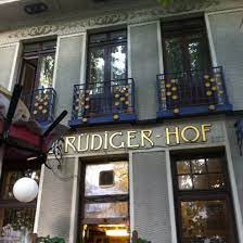 Das collier „ruediger ist inspiriert von einem unter denkmalschutz stehenden jugendstilwohnhaus, dem rüdigerhof in wien margarten. Photos At Rudigerhof Margareten 26 Tips From 911 Visitors