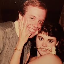 Beth Albright's Instagram, Twitter & Facebook