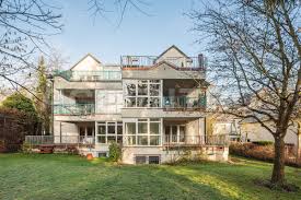 93 häuser zum kauf in aachen auf immobilo.de ✓ egal ob reihenhaus, einfamilienhaus oder stadtvilla ✓ mit immobilo.de das traumhaus finden und kaufen! Wohnung Kaufen In Berlin Wannsee Glienicker Strasse 31 Mehr Auf Www Accentro De Immobilien Wohnu In 2020 Immobilien Wohnung Wohnung Kaufen Eigentumswohnung Kaufen