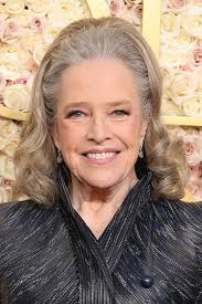 Kathy Bates Turns Heads On 2025 Golden Globes Red Carpet After Dramatic  100lb Transformation