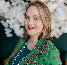 Caroline Rosa's Instagram, Twitter & Facebook