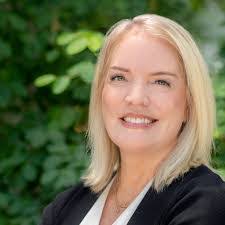 Alexandria Street's Instagram, Twitter & Facebook