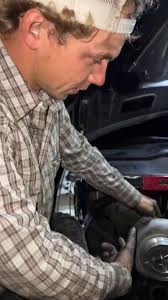 Filmy użytkownika Clayton Mclaughlin (@claytonmclaughlin) z muzyką original  sound