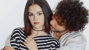 Selena Gomez reaccionó a los rumores sobre la infidelidad de su prometido  Benny Blanco - Infobae