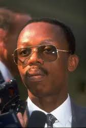 Biographie de JEAN-BERTRAND ARISTIDE (1953- )