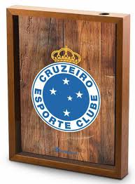 Além disso, os escudos dos uniformes já foram diferentes dos escudos oficiais. Quadro Vidro Rolha 17x27 Cruzeiro Escudo Brasfoot Quadro Decorativo Magazine Luiza