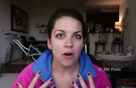 KISAH UNIK : Youtuber Ini Buktikan Makanan Favorit Kylie Jenner Bikin Gemuk 