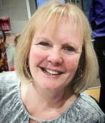 Beth Hedlund's Instagram, Twitter & Facebook